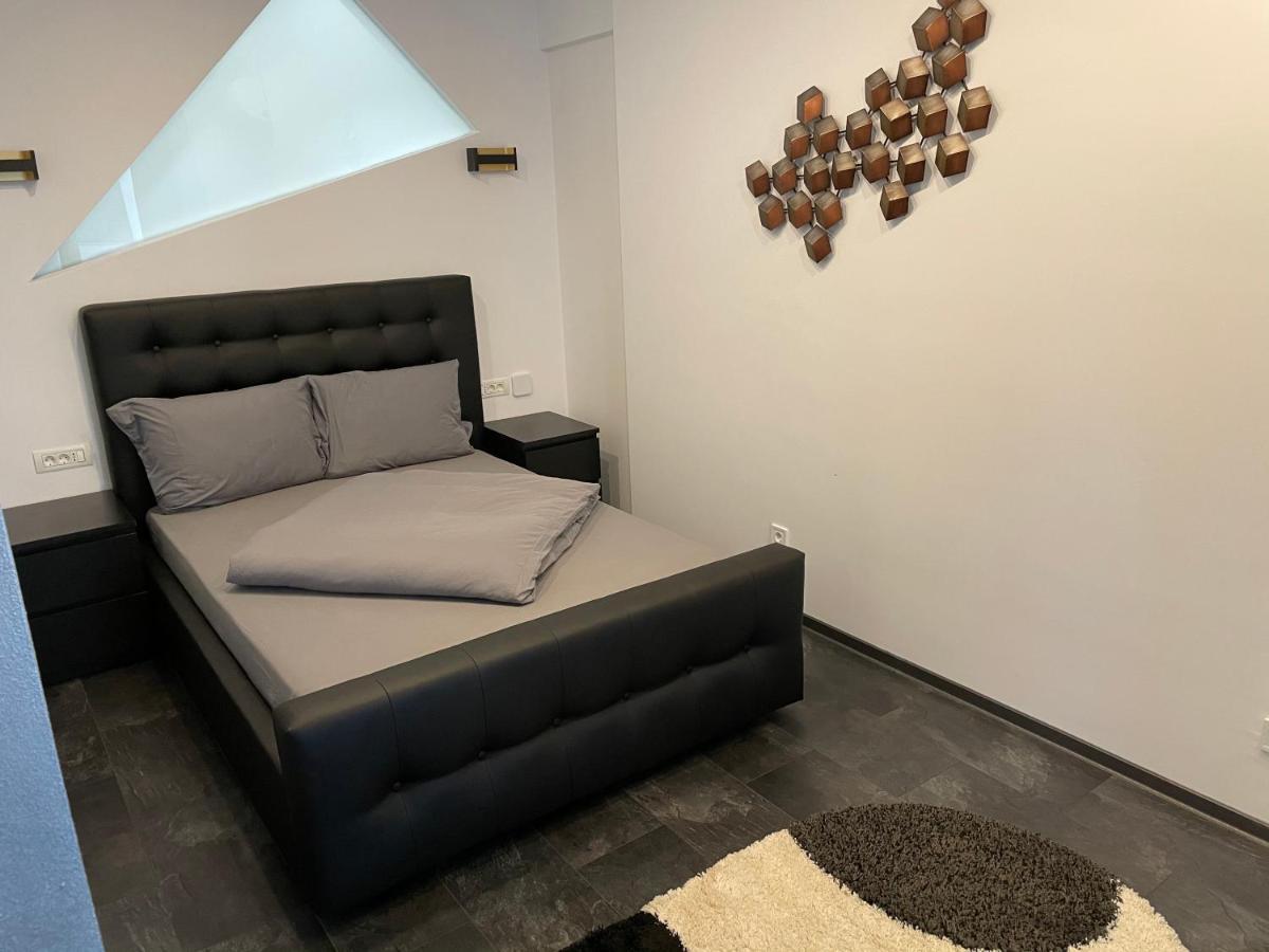 Stylish Westpark 2 Residence Lake View W8 Bucharest Exterior photo